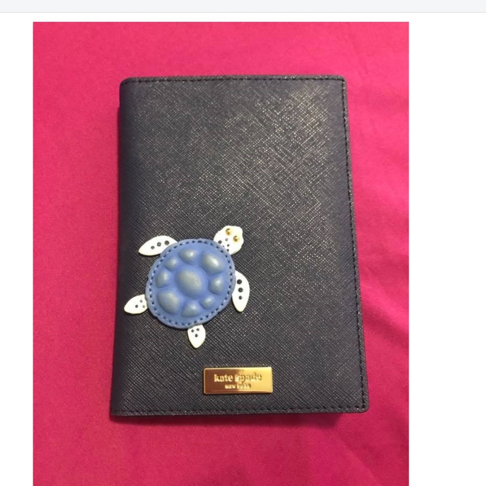 Kate Spade Wallet / Passport Holder